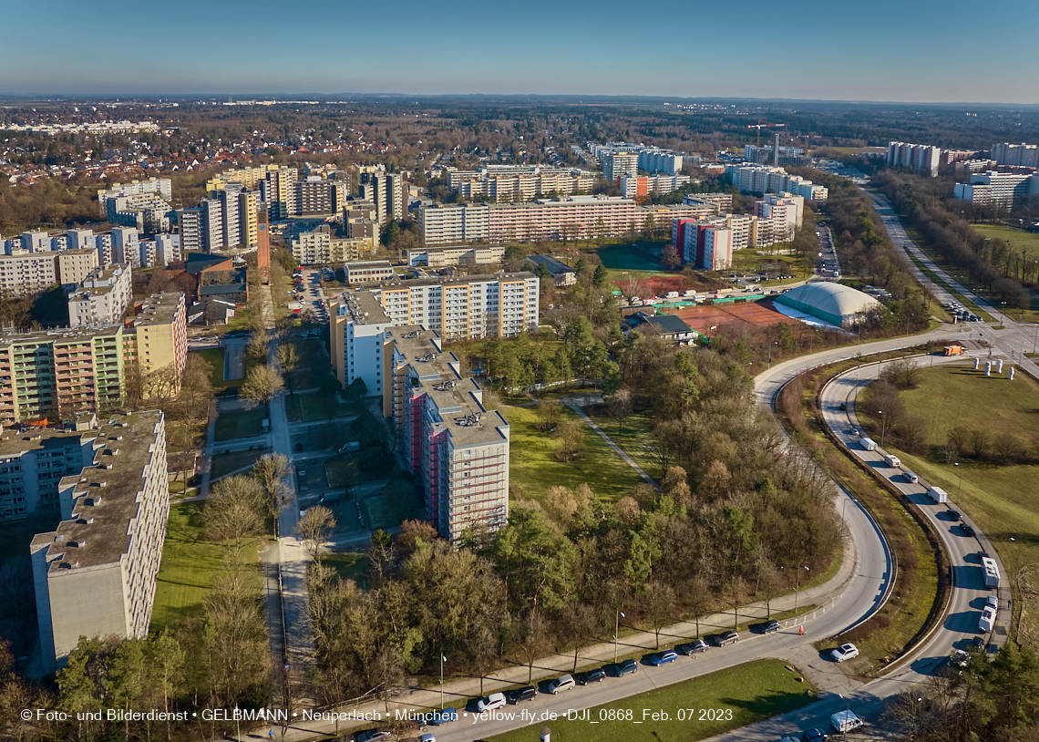 07.02.2023 - Luftbilder vom Marx-Zenrtum und Umgebung in Neuperlach